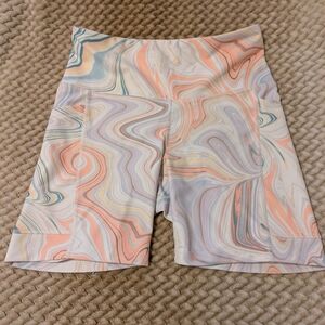 Old Navy Women's Pastel Marble Bike Shorts